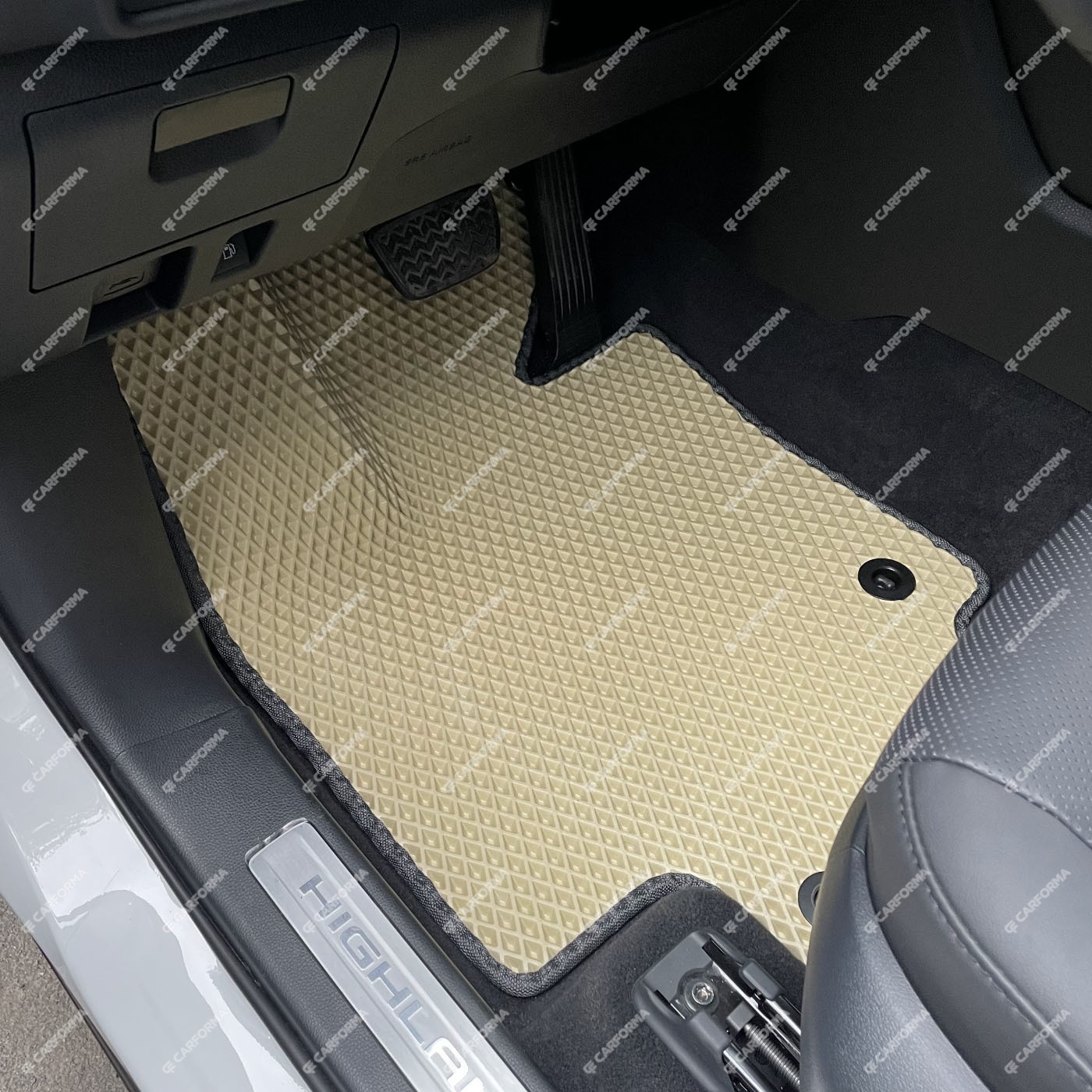 Коврики на Toyota Crown Kluger 2021&nbsp;-&nbsp;2025 в Ульяновске