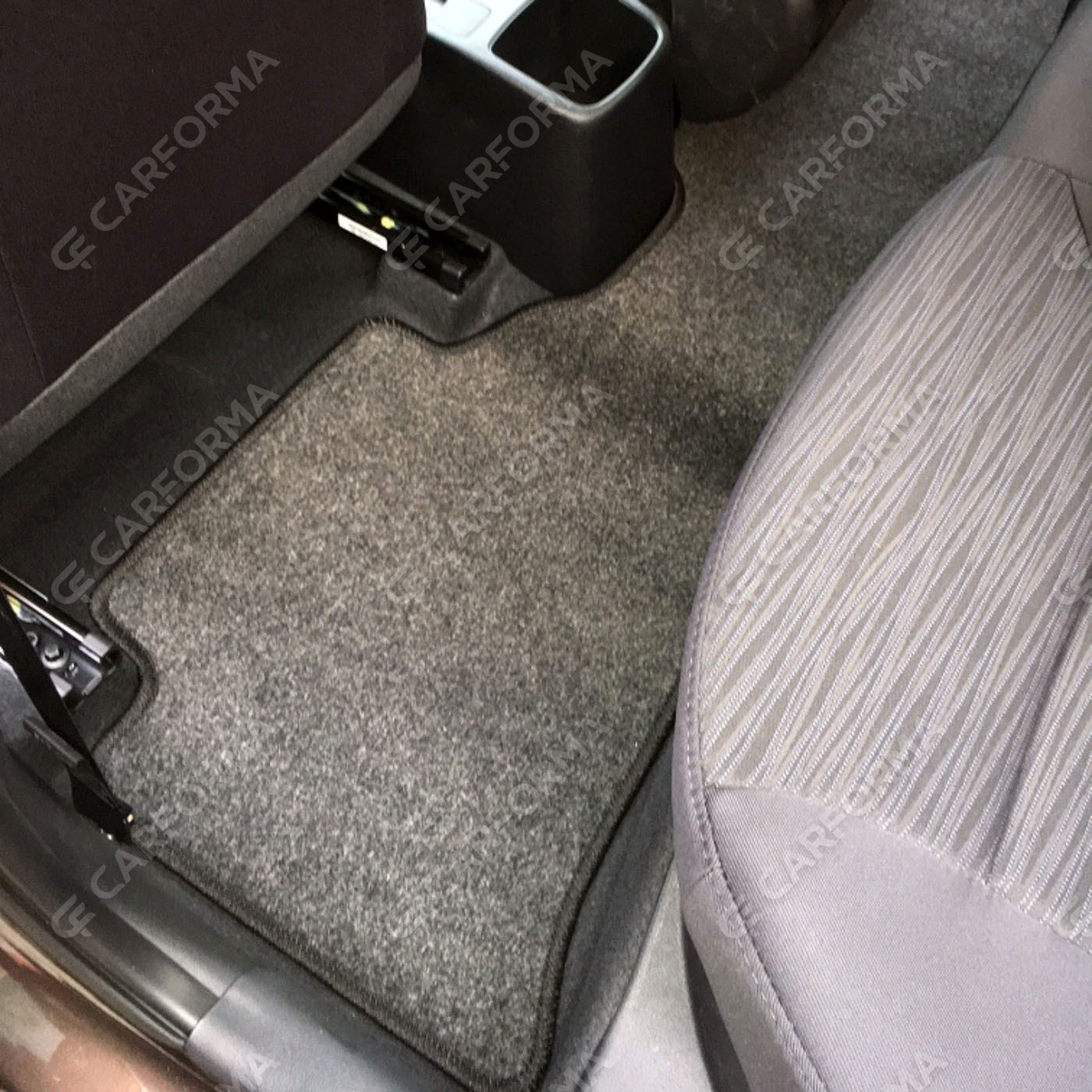 Коврики на Hyundai Solaris I 2010&nbsp;-&nbsp;2017 в Ульяновске