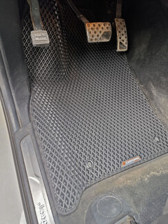 EVA коврики на Jeep Grand Cherokee (WK2) 2010 - 2022 в Ульяновске EVA коврики на Jeep Grand Cherokee (WK2) 2010 - 2022 в Ульяновске