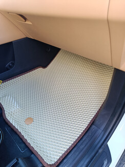 Ворсовые коврики на KIA Carnival IV 8 мест 2020 - 2025 в Ульяновске Ворсовые коврики на KIA Carnival IV 8 мест 2020 - 2025 в Ульяновске