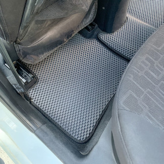 Коврики на Hyundai Solaris I 2010&nbsp;-&nbsp;2017 в Ульяновске