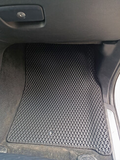 EVA коврики на Jeep Grand Cherokee (WK2) 2010 - 2022 в Ульяновске EVA коврики на Jeep Grand Cherokee (WK2) 2010 - 2022 в Ульяновске