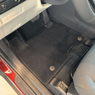 Ворсовые коврики на KIA Carnival IV 8 мест 2020 - 2025 в Ульяновске Ворсовые коврики на KIA Carnival IV 8 мест 2020 - 2025 в Ульяновске