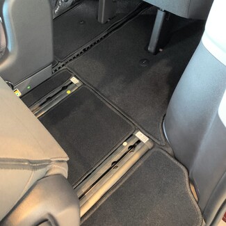 Ворсовые коврики на KIA Carnival IV 8 мест 2020 - 2025 в Ульяновске Ворсовые коврики на KIA Carnival IV 8 мест 2020 - 2025 в Ульяновске