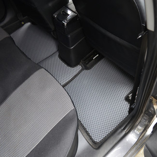 Коврики на Hyundai Solaris I 2010&nbsp;-&nbsp;2017 в Ульяновске